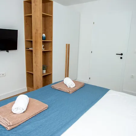 House Sumica, Casa de Férias *