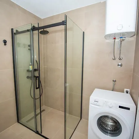 House Sumica, 別荘 モスタル